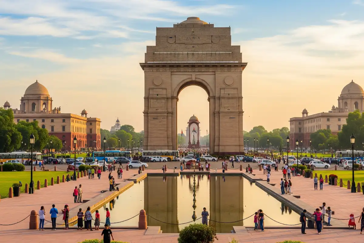 A photo of India Gate in Delhi, a war memorial.
