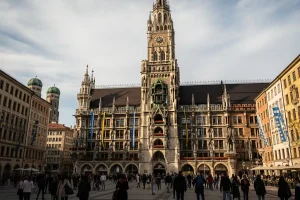 A photo of Marienplatz with the New Town Hall in Munich