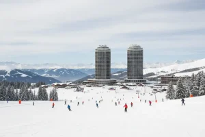 snow-covered-olympic-slopes-sestriere-hotel-towers