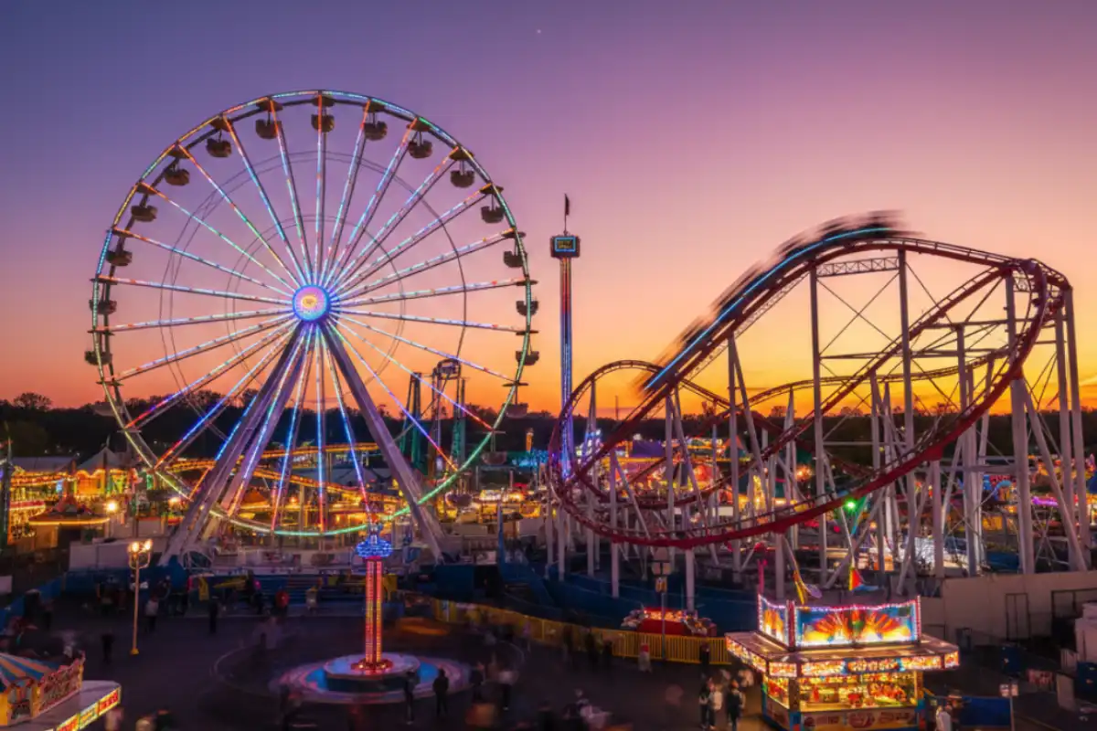 How to Save on Theme Parks and Attractions